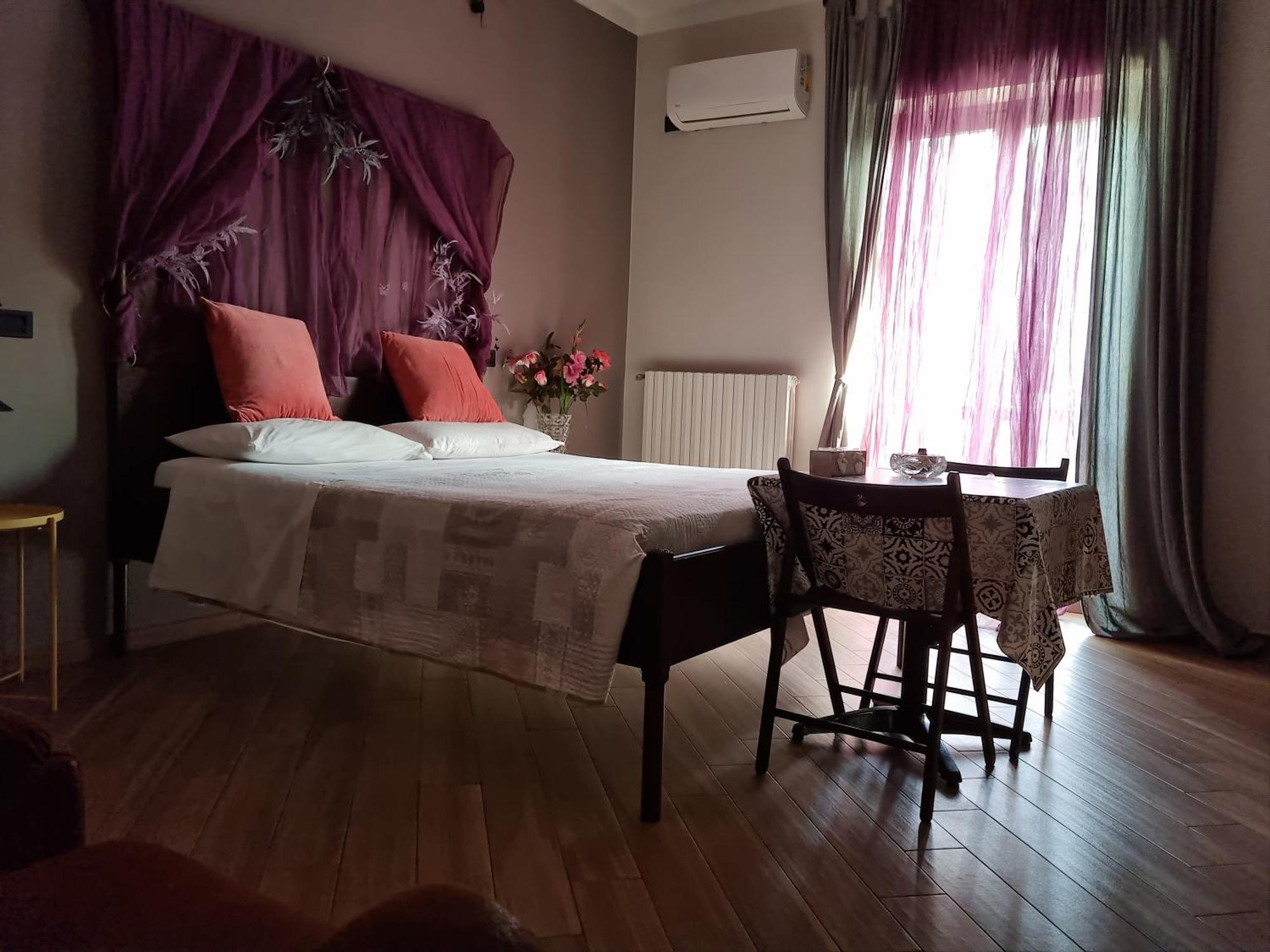 B&B Tre Passi Dalla Torre Montesarchio Стая снимка