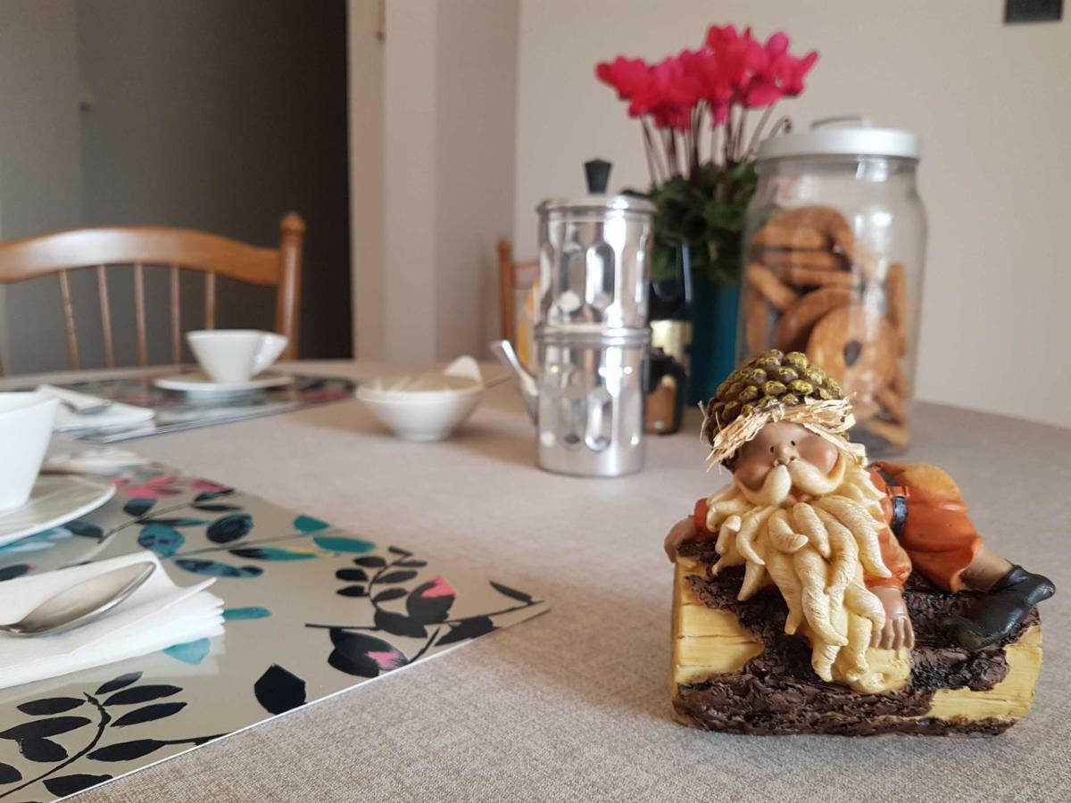 B&B Tre Passi Dalla Torre Montesarchio Екстериор снимка