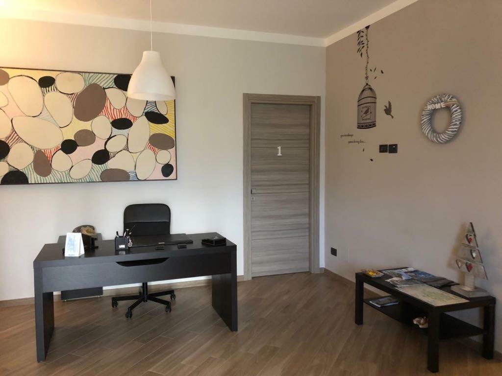 B&B Tre Passi Dalla Torre Montesarchio Екстериор снимка